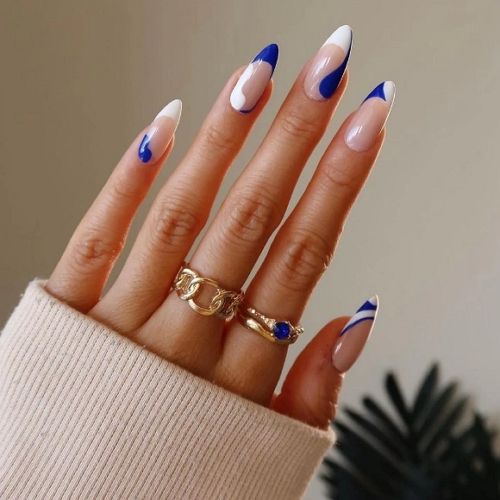 round blue and white gel nails