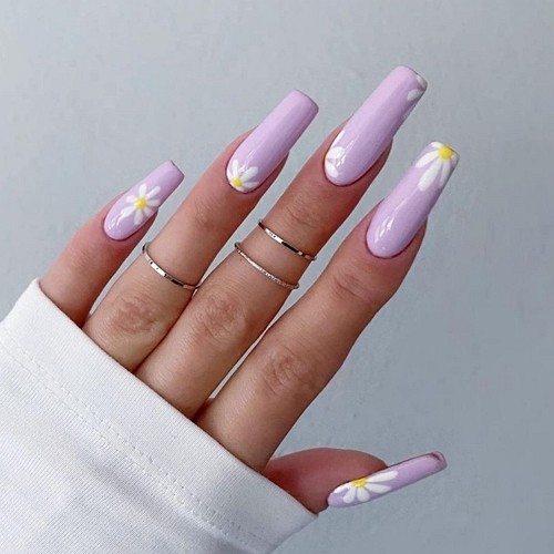light purple long acrylic coffin flower nails with white daisies