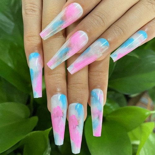 long press-on white, pink and light blue ombre marble coffin nails