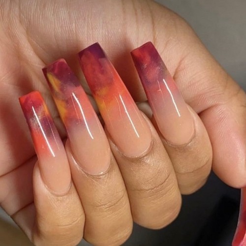 uv-gel ombre marble coffin nails in pink, red and orange colors